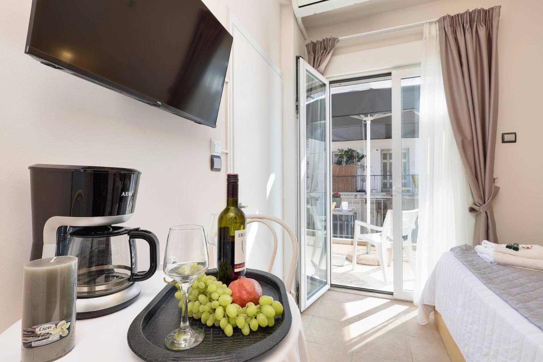 Silver Athens Double Room With Balcony Dış mekan fotoğraf